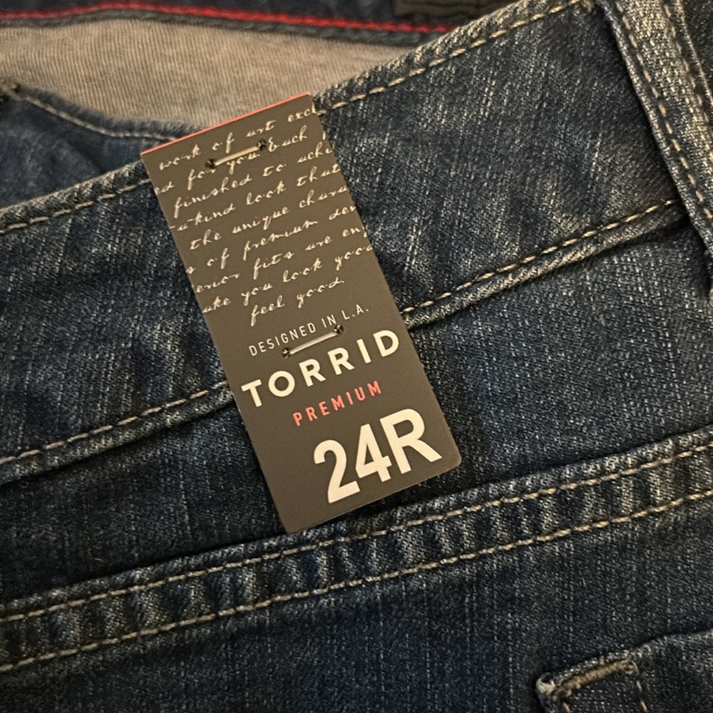 NWT Vintage Premium Boyfriend Jeans - Dark Wash with Beaded Embellishments - Picture 12 of 14